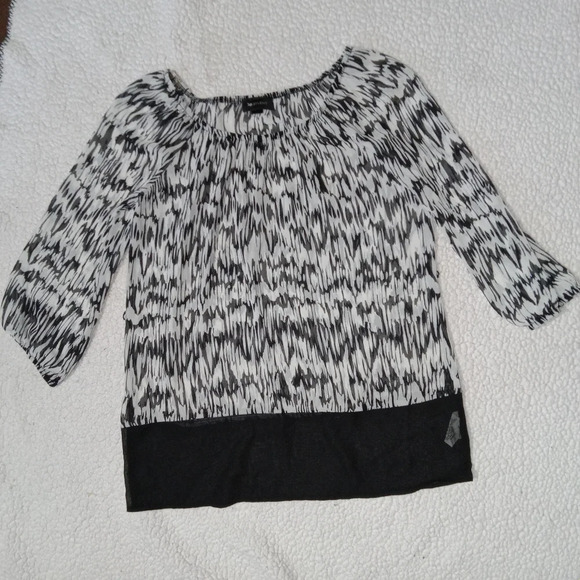 5 for $10 AB Studio Black & White Sheer 3/4 Sleeve Top size small - Picture 1 of 8